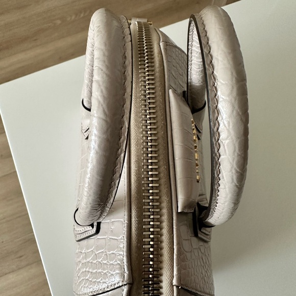 Givenchy Beige Croc-Embossed Bag - Picture 6 of 8